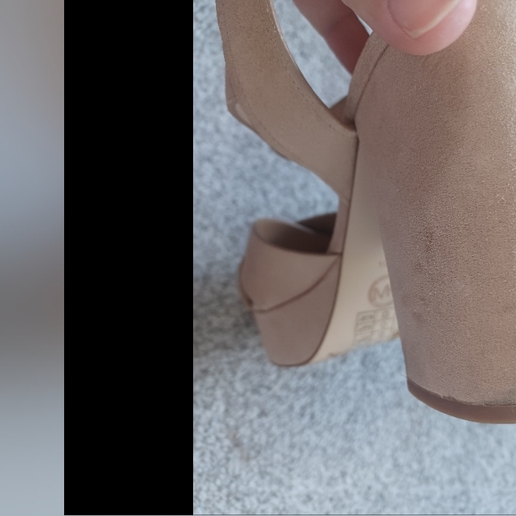 Women’s Michael Kors Divia platform sandal nude suede 10 - Picture 10 of 11